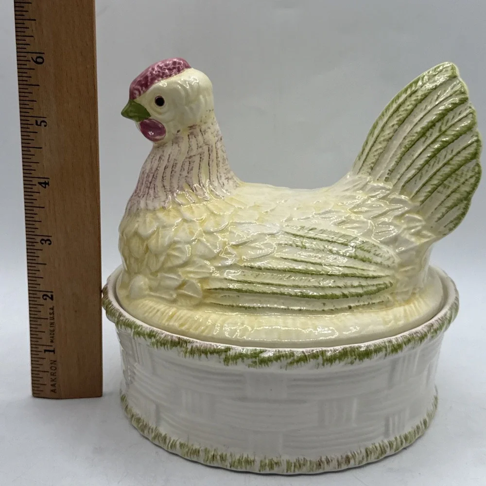 VTG Ceramic Hen on Nest‎ Chicken Covered Dish Basket Candy Bowl Yellow Green 6